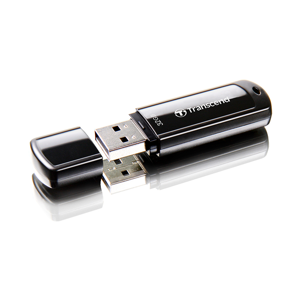 Afbeelding van Transcend 32GB JetFlash 700 Black (USB 3.1)